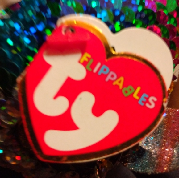 Ty Flippables Clip on Calypso the Narwhal - Picture 8 of 10